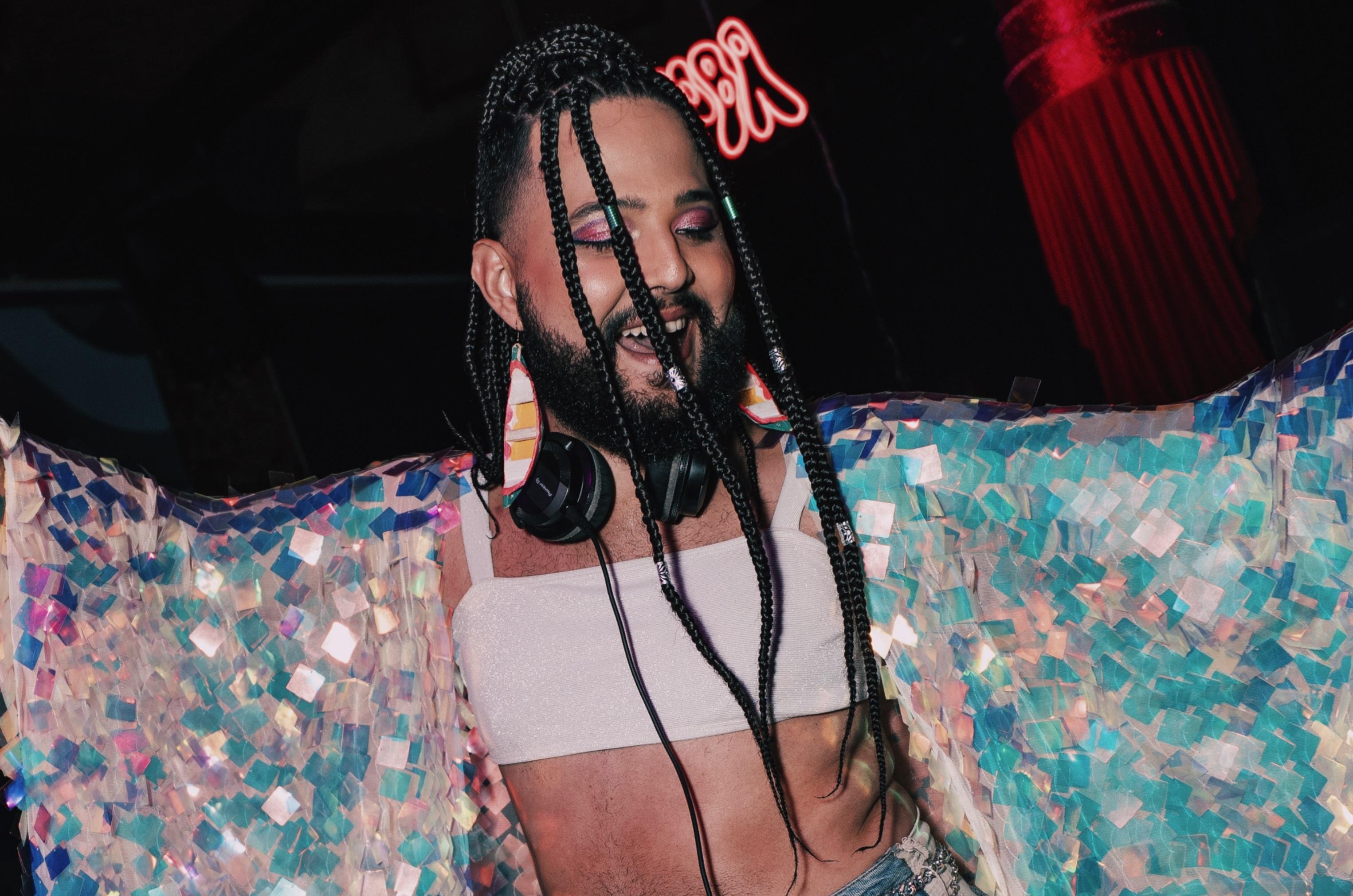 DJ Canoah estreia no Café Marcelino e no Baile Felina durante o Círio em Belém